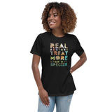 Real doctors treat more than one species Women's T-Shirt-I love Veterinary