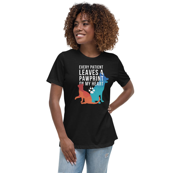 Every patient leaves a pawprint on my heart Women's T-Shirt-I love Veterinary