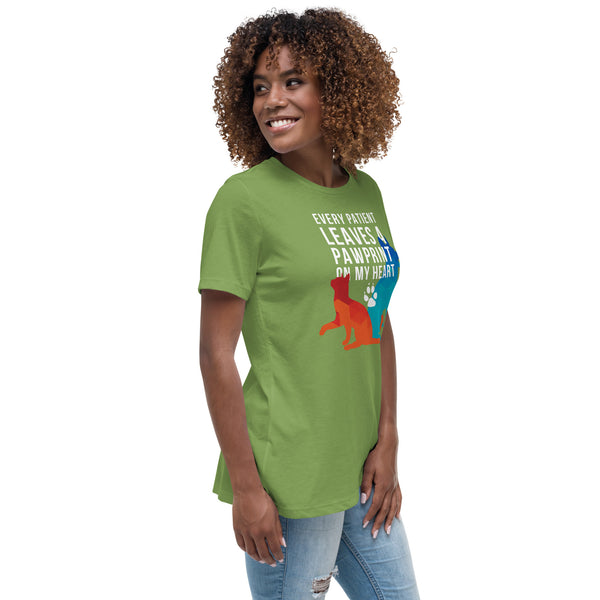 Every patient leaves a pawprint on my heart Women's T-Shirt-I love Veterinary
