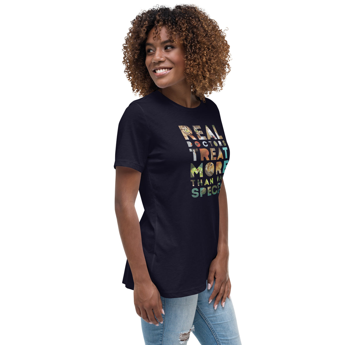 Real doctors treat more than one species Women's T-Shirt-I love Veterinary