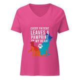 Every patients leaves a pawprint on my heart Women's V-neck T-Shirt-I love Veterinary