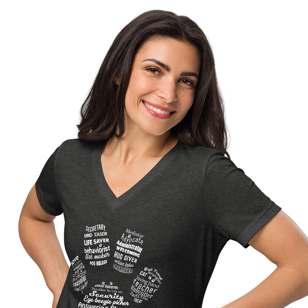 Vet Receptionist Pawprint Women’s V-neck t-shirt-I love Veterinary
