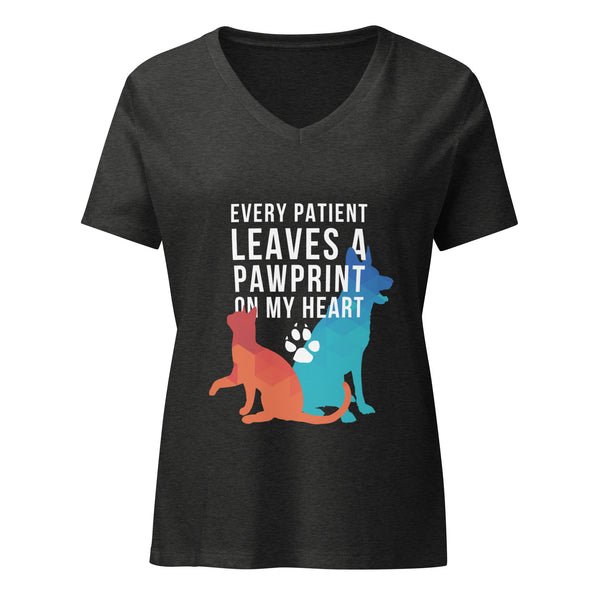 Every patients leaves a pawprint on my heart Women's V-neck T-Shirt-I love Veterinary
