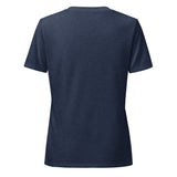 I like big Mutts Women's V-Neck T-Shirt-I love Veterinary
