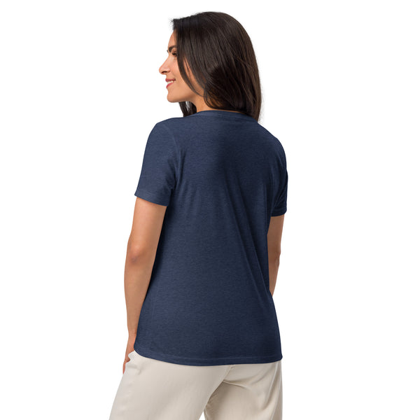 Vet Receptionist Pawprint Women’s V-neck t-shirt-I love Veterinary