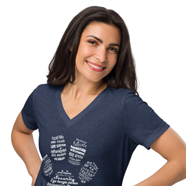 Vet Receptionist Pawprint Women’s V-neck t-shirt-I love Veterinary