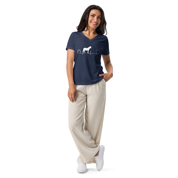 Horse pulse Women's V-Neck T-Shirt-I love Veterinary