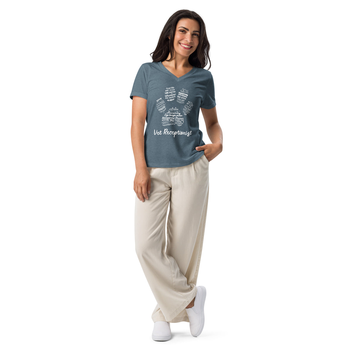 Vet Receptionist Pawprint Women’s V-neck t-shirt-I love Veterinary