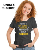 Fur, Slobber, Scratches Unisex T-shirt-Unisex Classic T-Shirt | Fruit of the Loom 3930-I love Veterinary