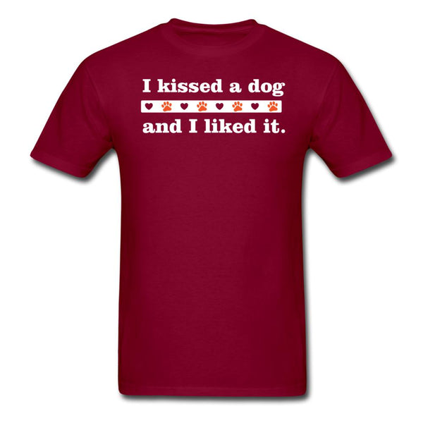 I kissed a dog and I liked it! Unisex T-shirt-Unisex Classic T-Shirt | Fruit of the Loom 3930-I love Veterinary