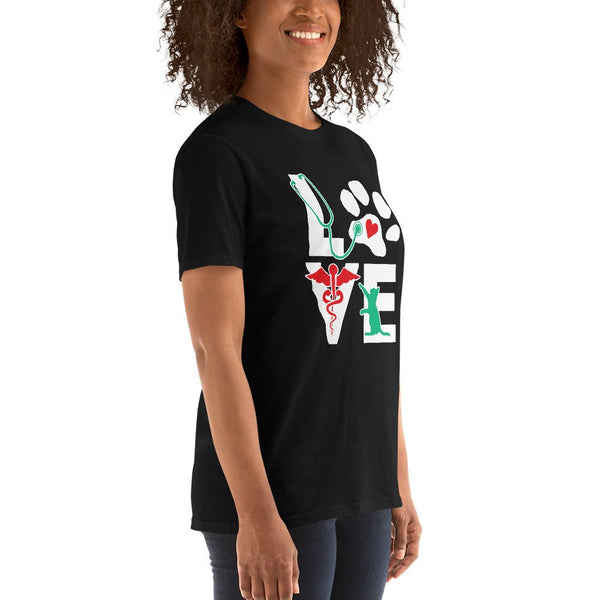 Love cat Unisex T-shirt-Unisex T-Shirt | Gildan 64000-I love Veterinary