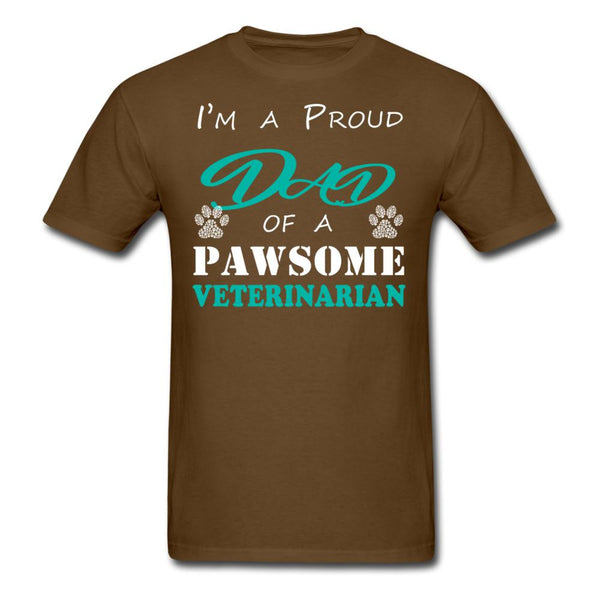 Proud Dad of a pawsome Veterinarian Unisex T-shirt-Unisex Classic T-Shirt | Fruit of the Loom 3930-I love Veterinary
