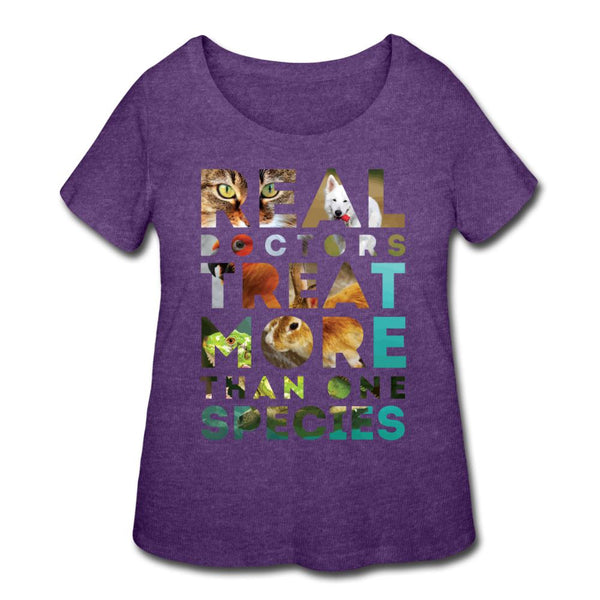 Real doctors treat more than one species Women's Curvy T-shirt-Women’s Curvy T-Shirt | LAT 3804-I love Veterinary